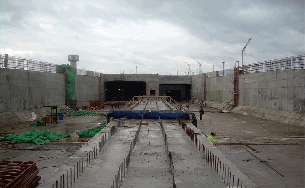 Гидроизоляция проезжей части подводного автодорожного тоннеля на КАД